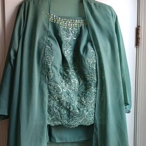 Elegant Green Embroidered Women's Suit